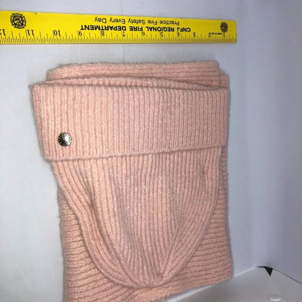 BCBGeneration Scarf & Hat‎ Set Pink Blush NWT OSFM